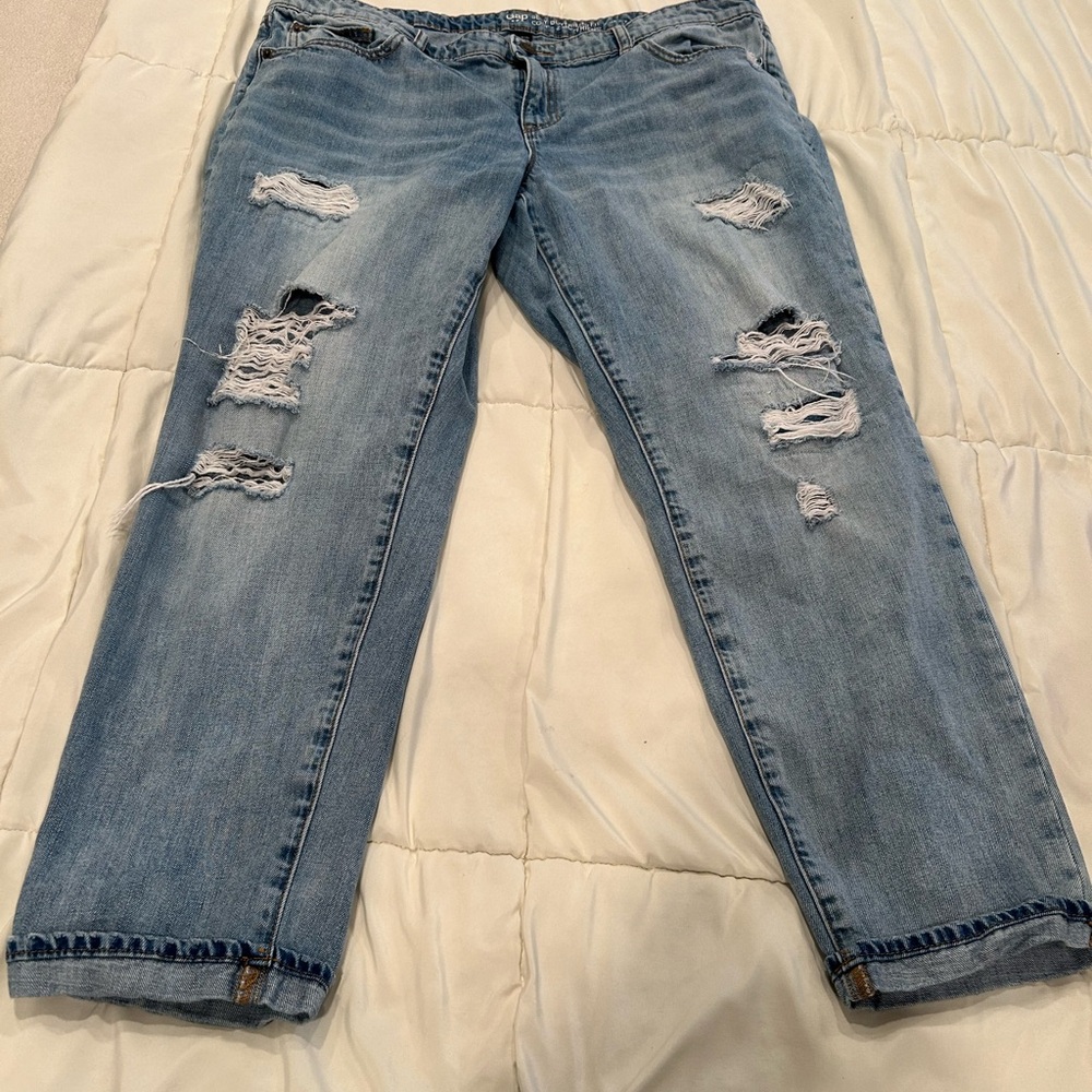 GAP boyfriend jeans